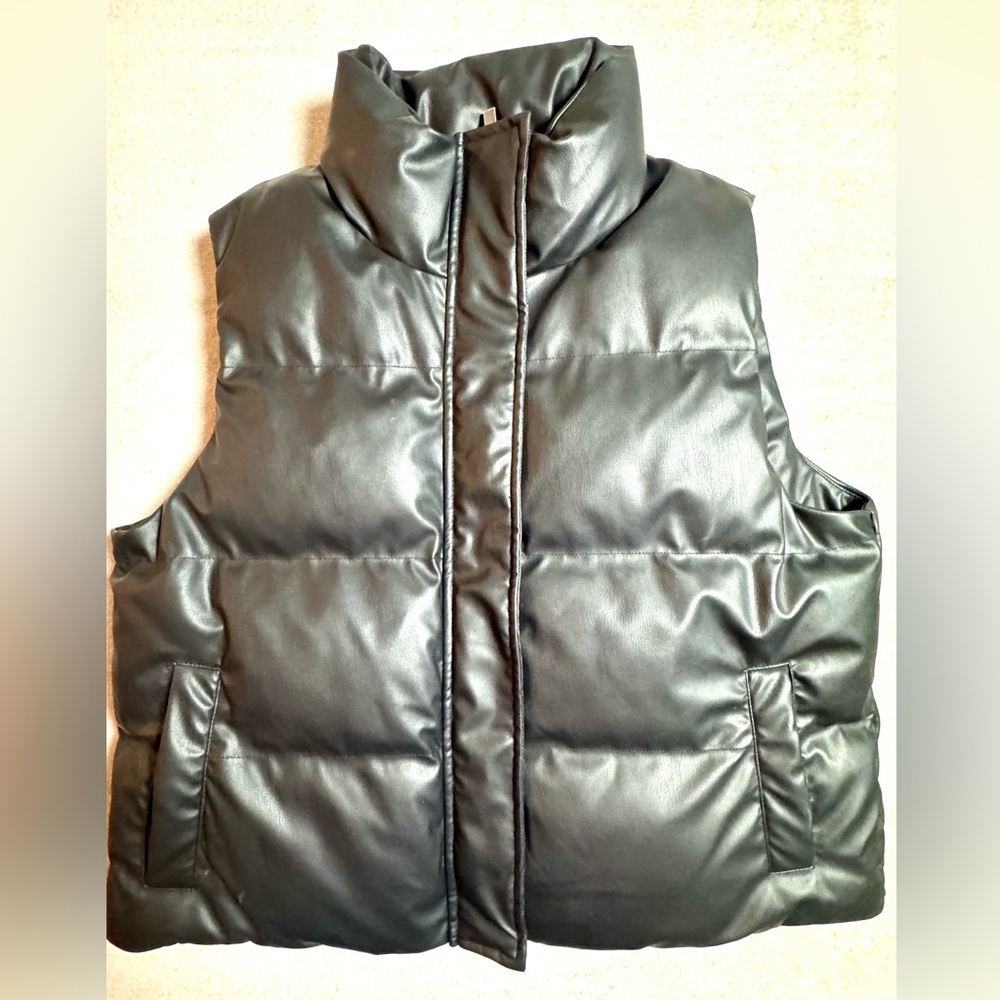 A New Day Black Faux Leather Puffer Vest -Women’s Size Large
